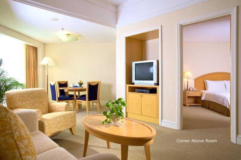 Royale Chulan Серембан Екстериор снимка A corner alcove room